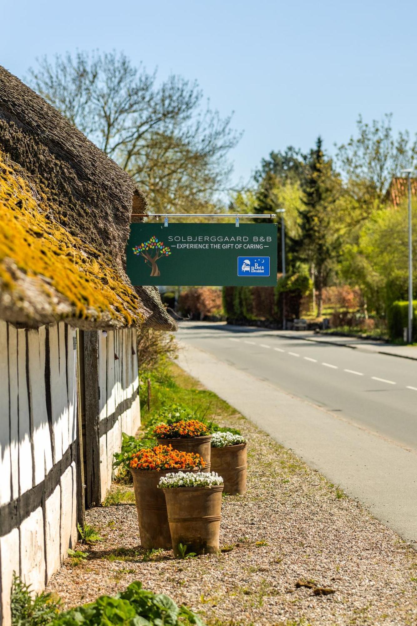 Solbjerggaard Bed & Breakfast Fåborg Exterior foto
